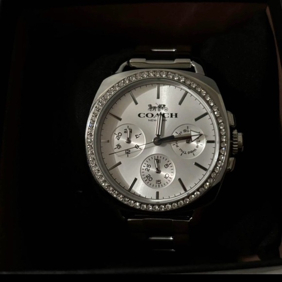 NWT - Coach Boyfriend Watch - Picture 2 of 4